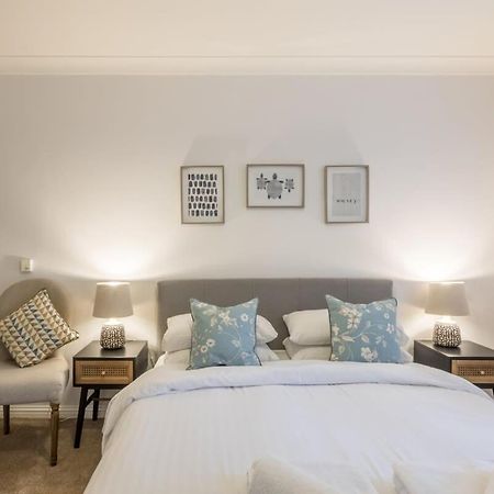 Lovely 1 Bed Apartment With Free Parking & Garden Cambridge  Bagian luar foto