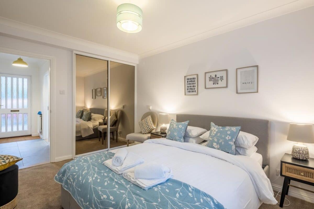 Lovely 1 Bed Apartment With Free Parking & Garden Cambridge  Bagian luar foto